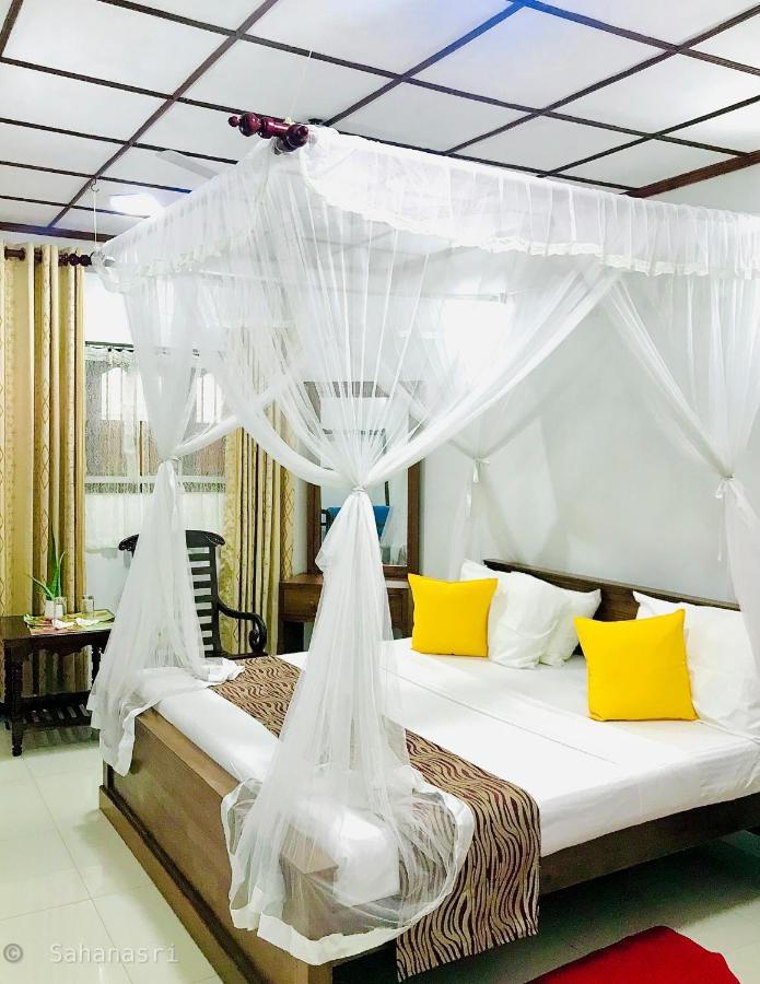 Sahana Sri Villa 벤토타 외부 사진